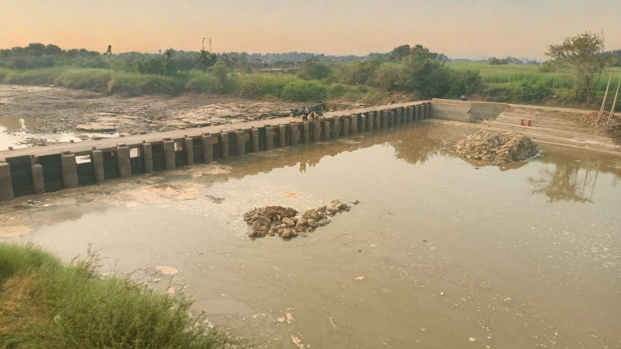 Bridge Cum Barrage Construction 8